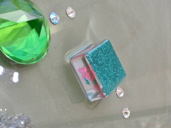 turquoise and pink resin cube